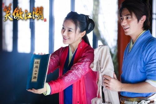 笑傲江湖霍建华版在线观看,江湖恩怨，情仇交织，在线观看重温经典